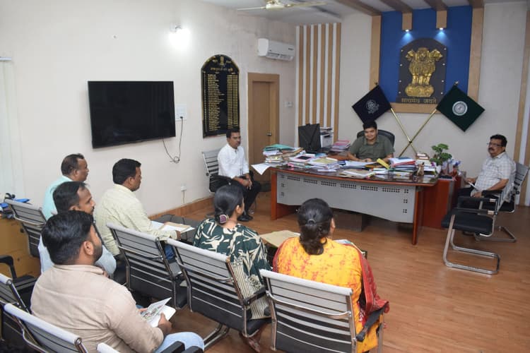 24 नये बच्चों को स्पॉन्सरशिप योजना से जोड़ें : डीसी