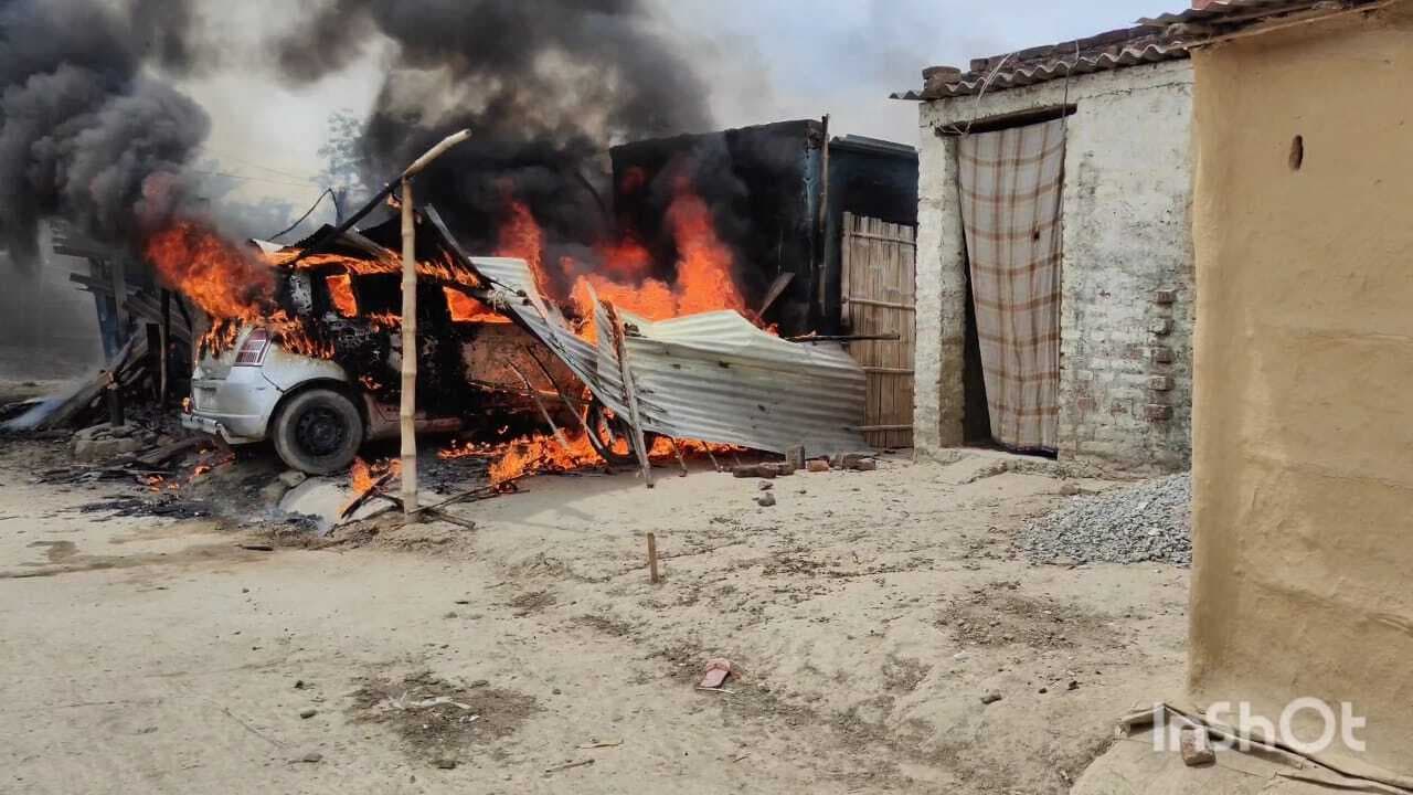 Motihari: आग लगने से पांच लाख की संपत्ति जलकर राख