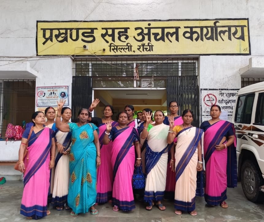 हड़ताल में शामिल रही सिल्ली की आंगनबाड़ी सेविकाएं