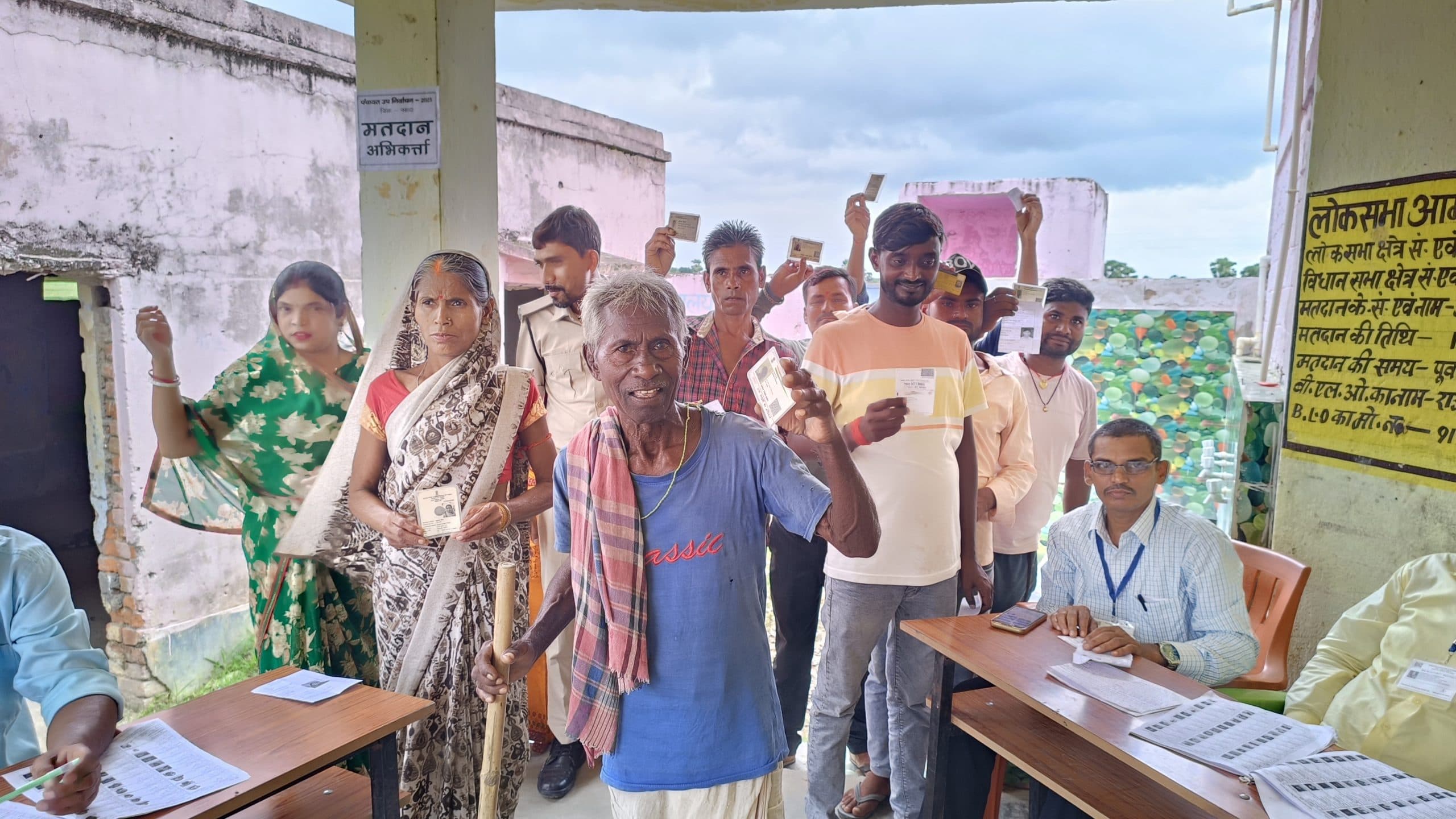 बुधौली पंचायत उपचुनाव में 50 प्रतिशत हुआ मतदान