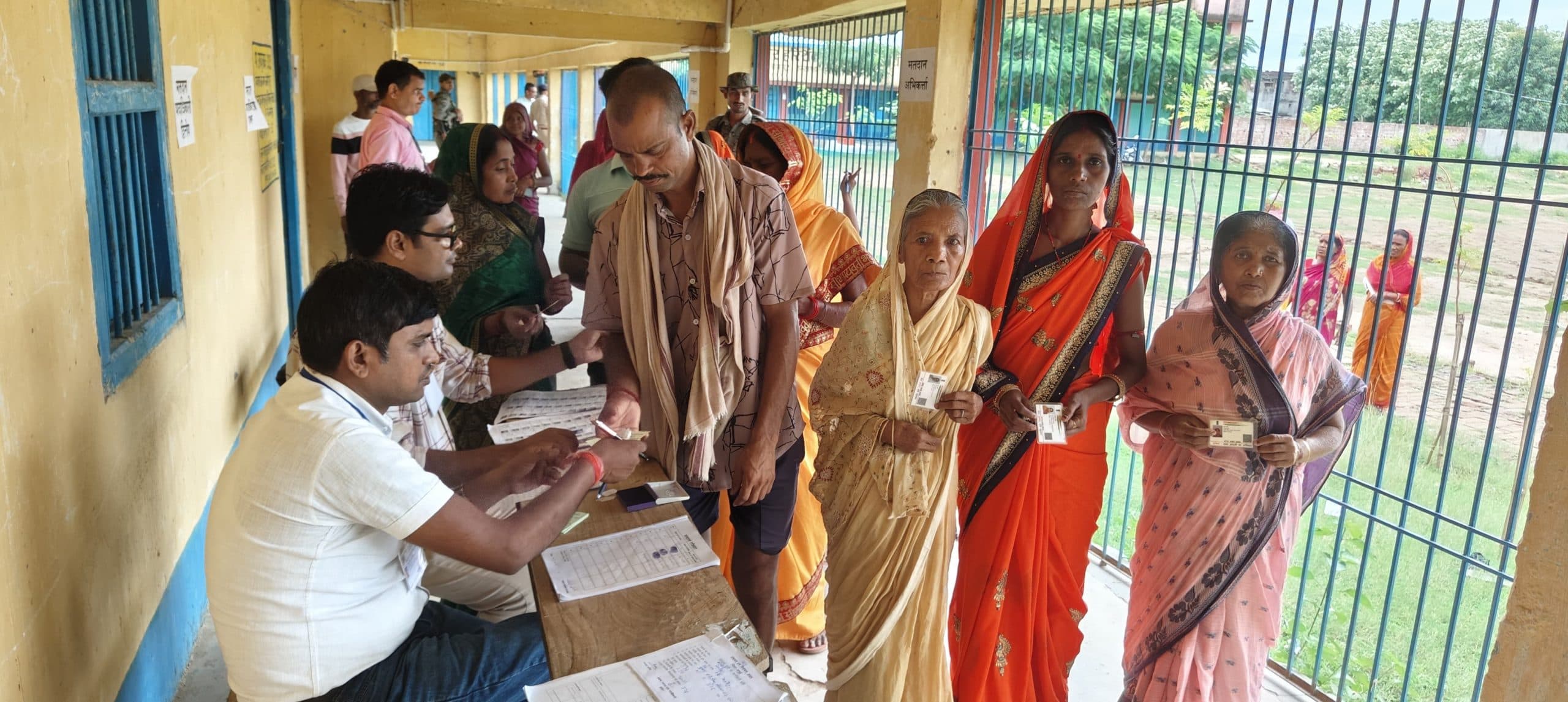 पंचायत उपचुनाव में 36 प्रतिशत मतदान