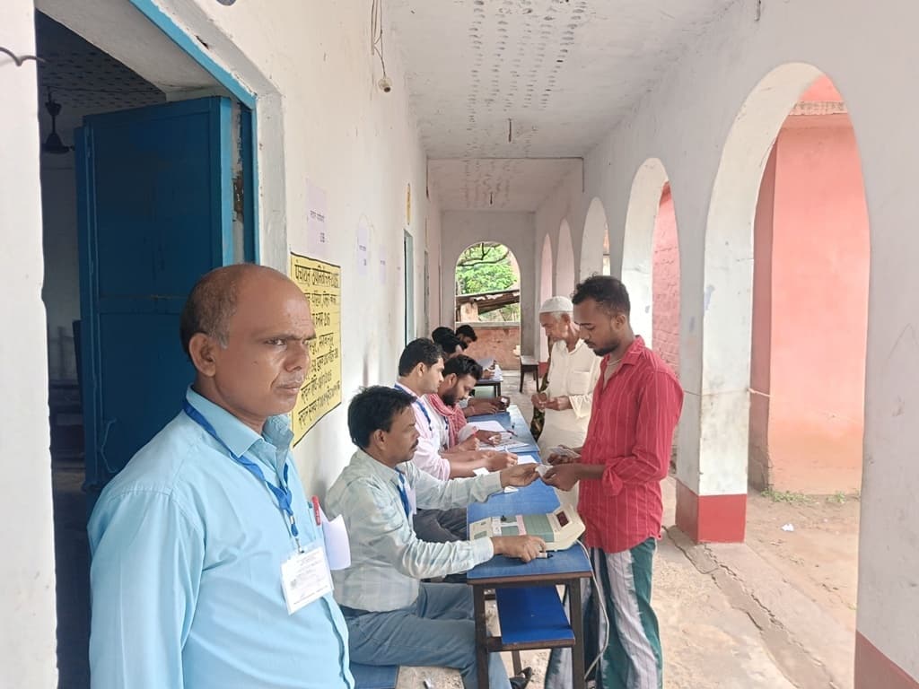 शांतिपूर्वक तरीके से संपन्न हुआ धोरैया में उपचुनाव