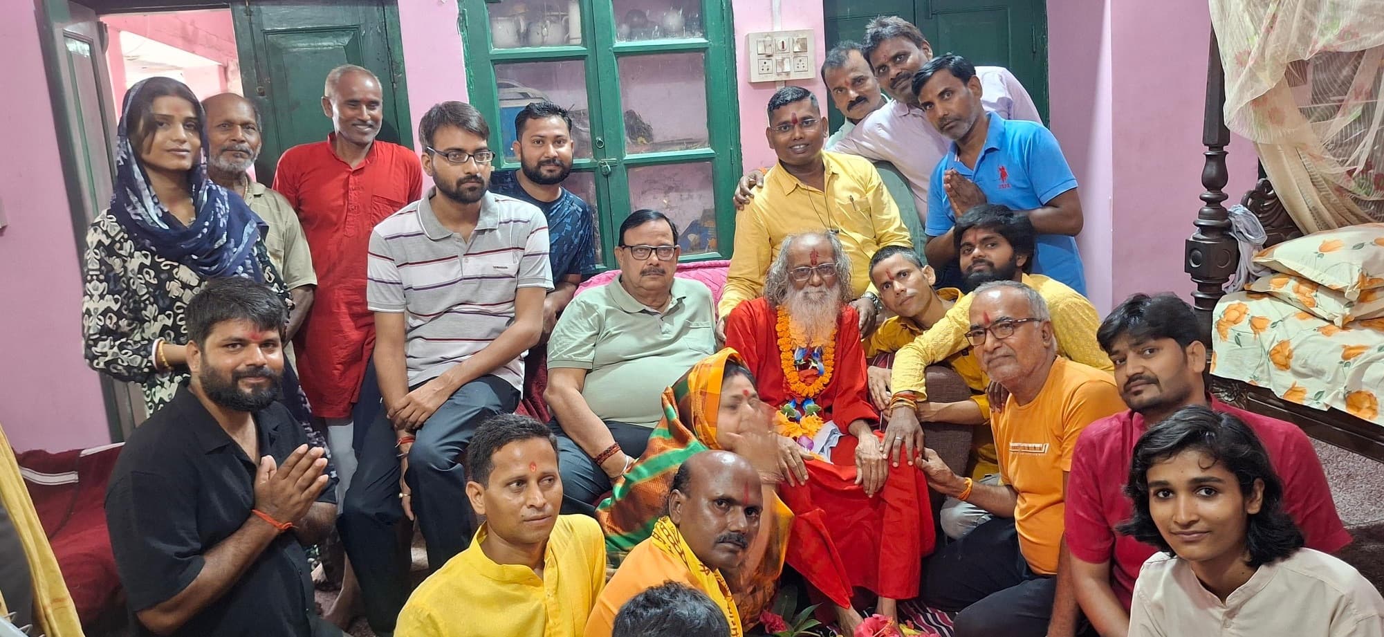 नानू बाबा के शिष्यों ने लिया आशीर्वाद