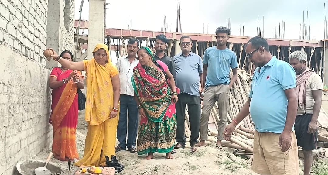 पंचायत सरकार भवन का निर्माण कार्य पूरा होने पर लोगों को मिलेगा लाभ