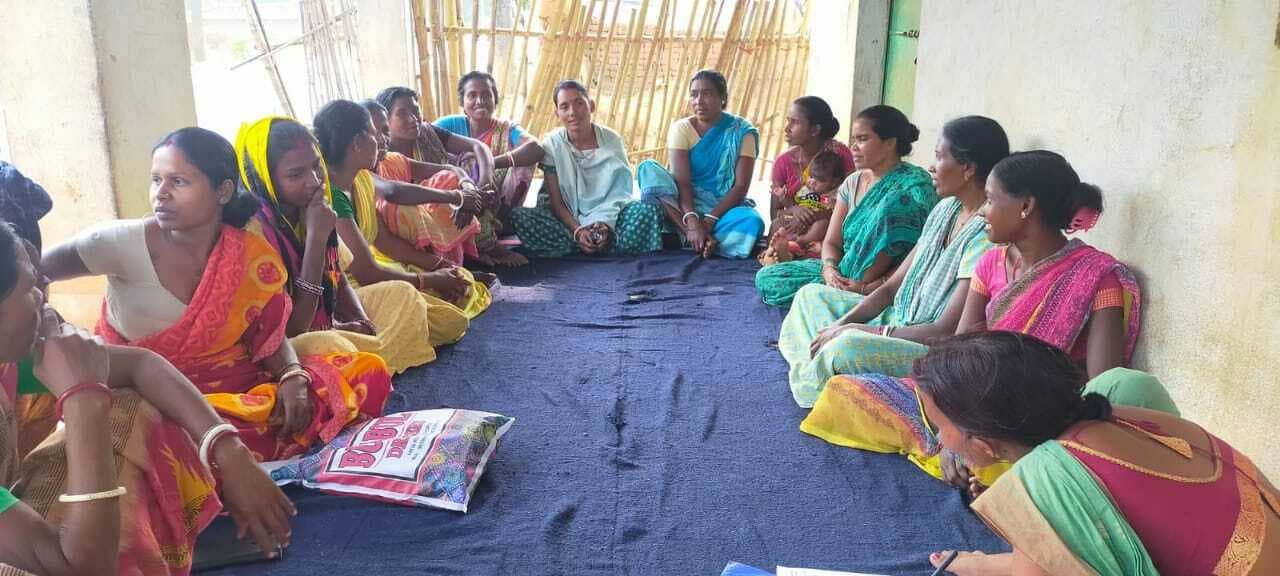 Deoghar news : ग्रामीण महिलाओं को अपने अधिकार के प्रति सजग रहने पर दिया जोर