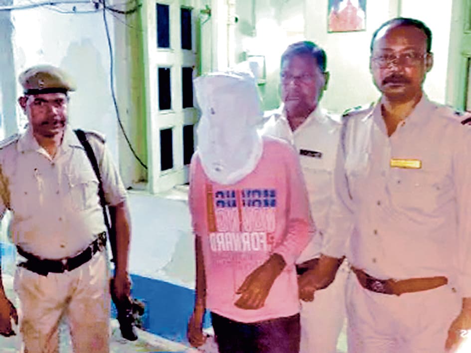 विवाद के बाद ग्राहक ने बुजुर्ग दुकानदार की पीट-पीट कर हत्या की, गांव में तनाव