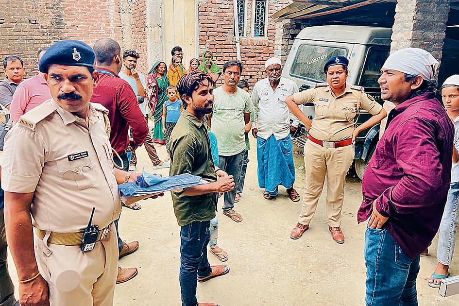 Gopalganj News  : श्रीपुर में निकाह से पहले फंदे से लटके मिले प्रेमी युगल के शव, हत्या की आशंका