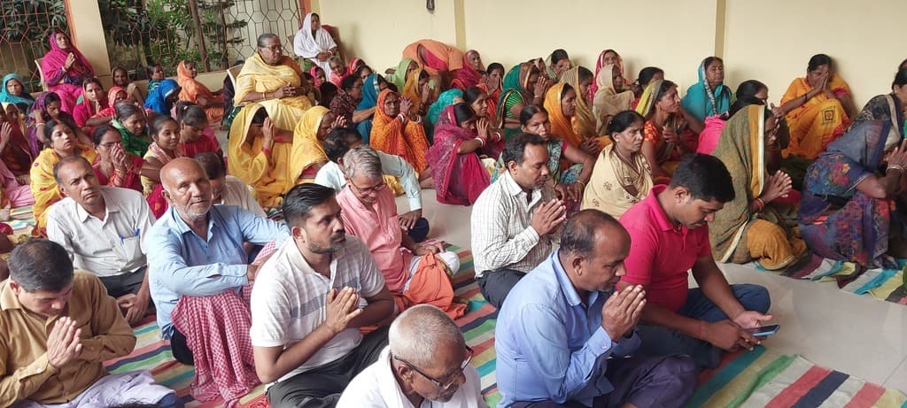 संतमत सत्संग में स्वामी अनुपम बाबा ने गुरु की महिमा पर दिया सारगर्भित प्रवचन