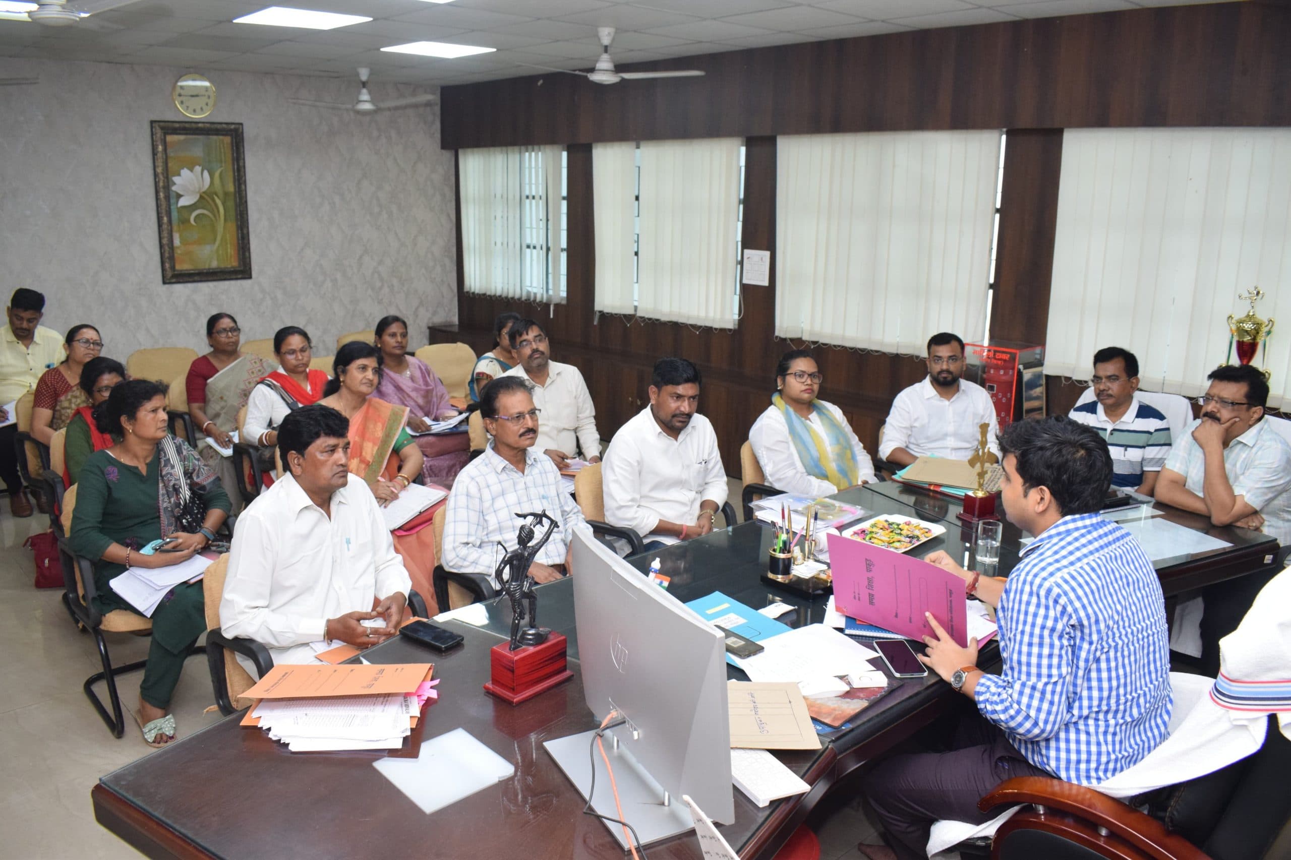 कस्तूरबा में नामांकन को समयसीमा के भीतर पूरा करने पर जोर