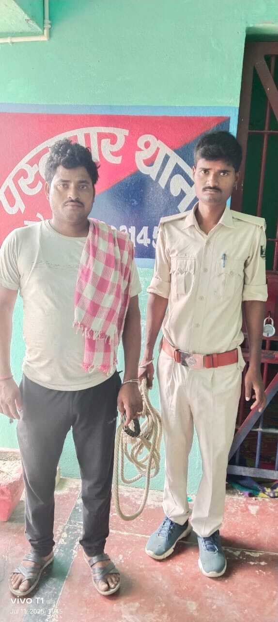 50 लीटर देसी चुलाई शराब के साथ तस्कर गिरफ्तार