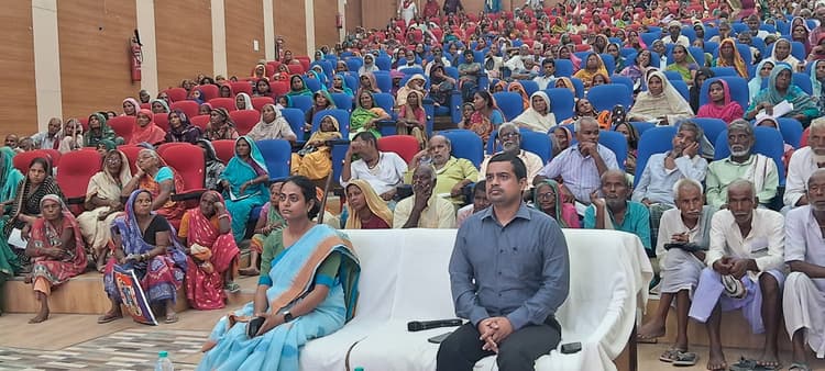 पेंशनधारियों के खाते में डीबीटी के माध्यम से भेजी गयी 30.55 करोड़ की राशि