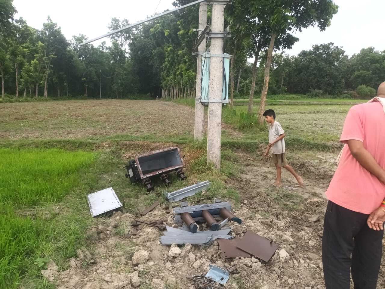 फिर हुई ट्रांसफार्मर से तेल की चोरी