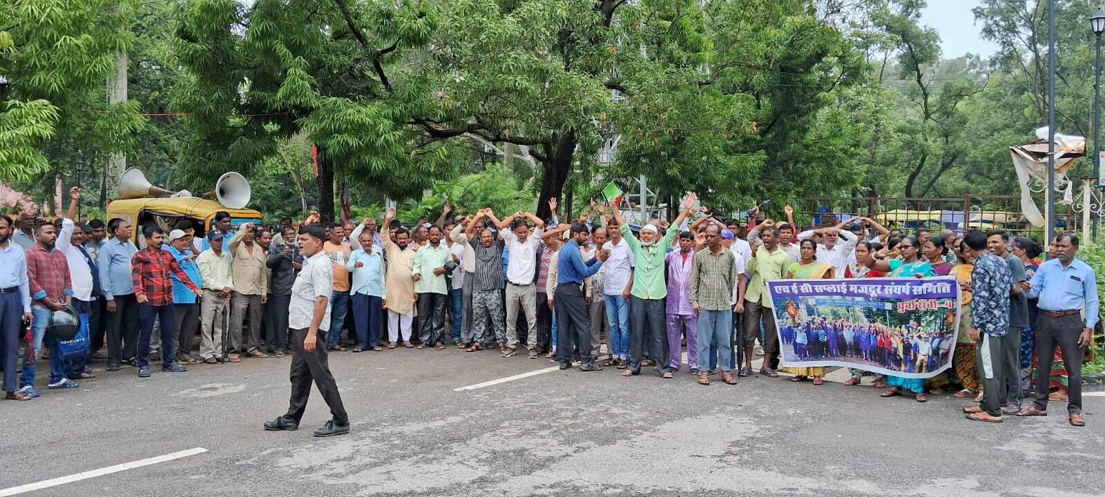 Ranchi news :एचइसी प्रबंधन सप्लाई कर्मियों का शोषण करेगा, तो कानून का सहारा लेंगे : समिति