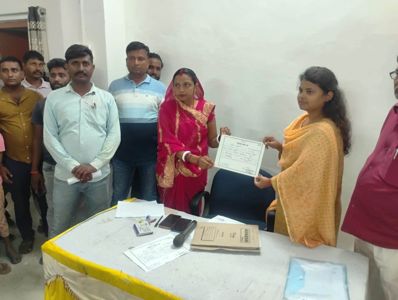 देव के भवानीपुर से पूनम कुमारी विजयी