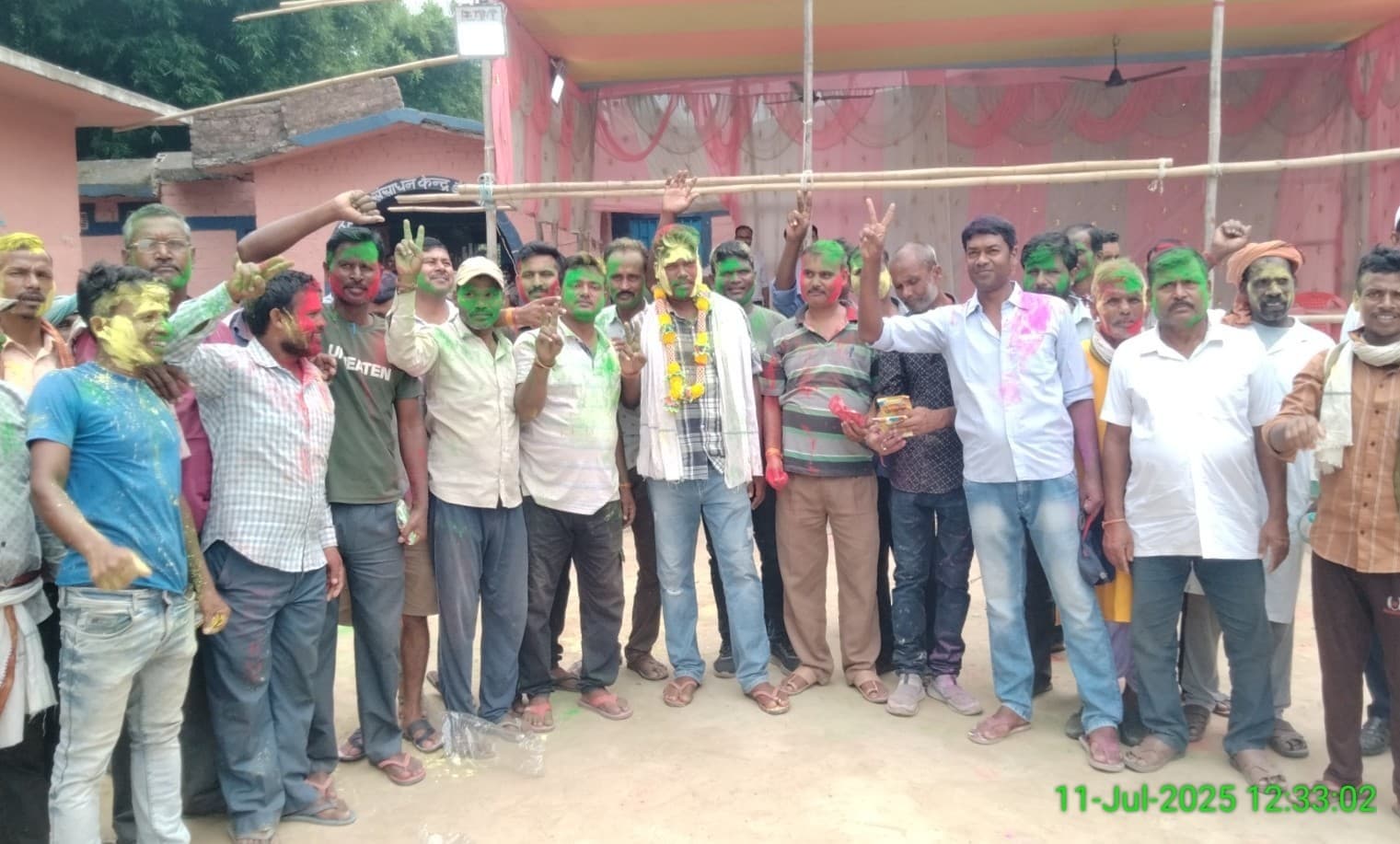 पंचायत उप चुनाव: वोटों के बड़े अंतर से जीतू बेसरा को मिला सरपंच का ताज