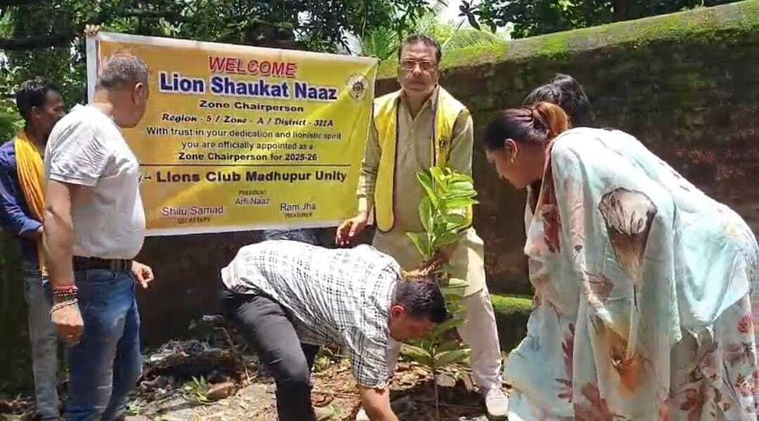 पौधरोपण कर दिया पर्यावरण संरक्षण का संदेश