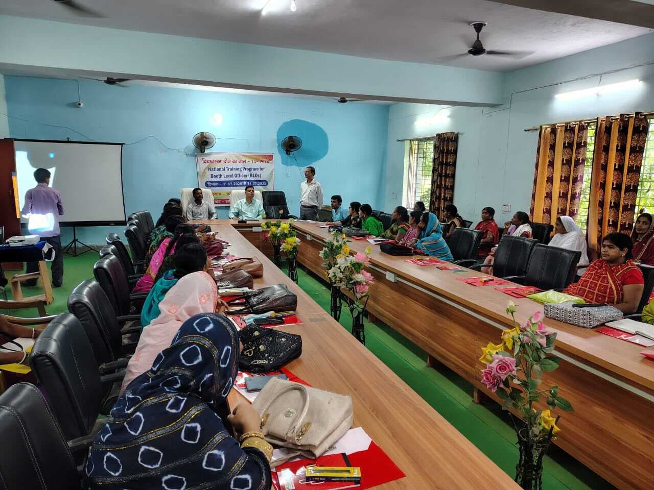 बीएलओ अपने कर्तव्यों व दायित्वों का सही रूप से करें निर्वाहन : बीडीओ