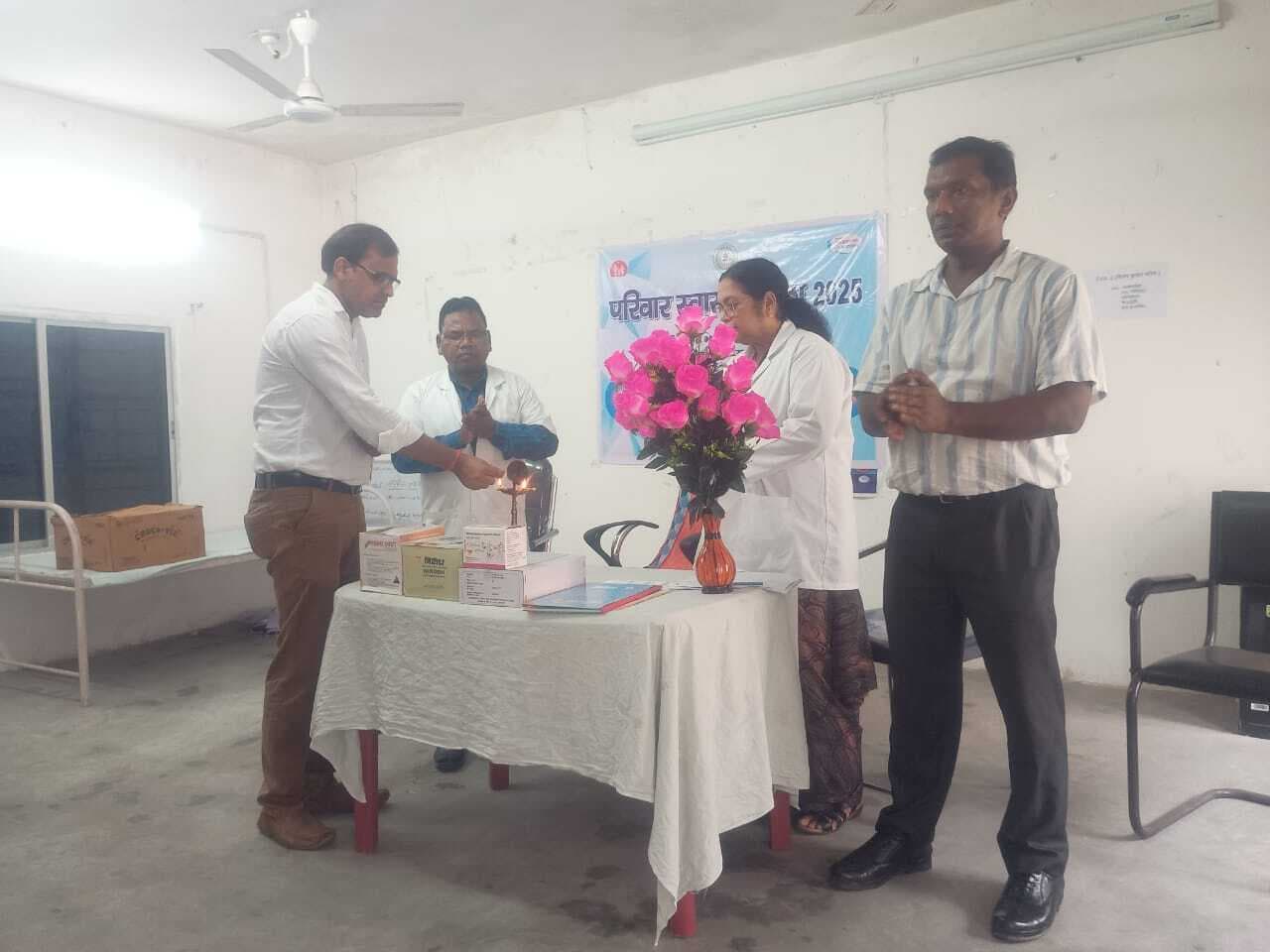 Seraikela Kharsawan News : जनसंख्या नियंत्रण के लिए समाज सामूहिक जिम्मेदारी ले