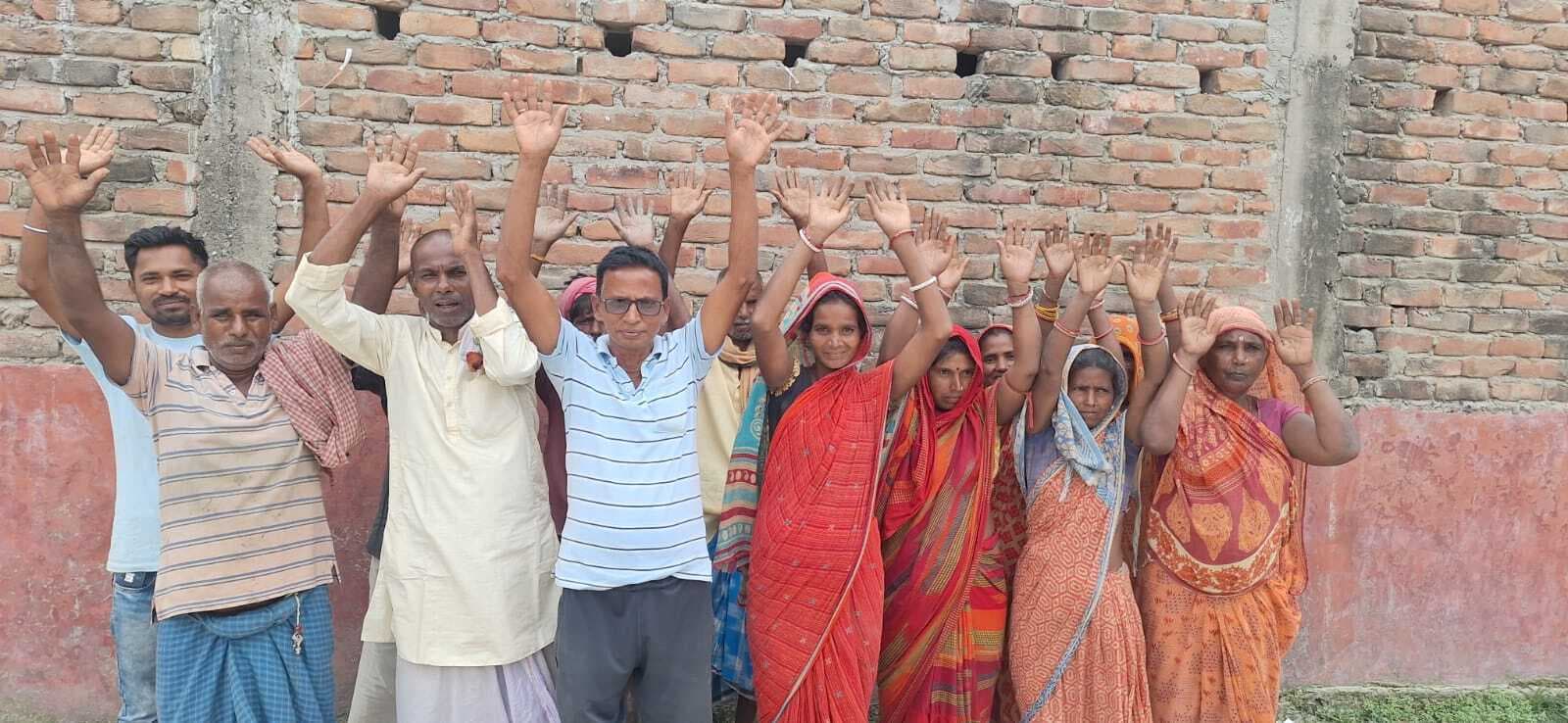 अंचल कर्मचारी पर लगाया अवैध उगाही का आरोप