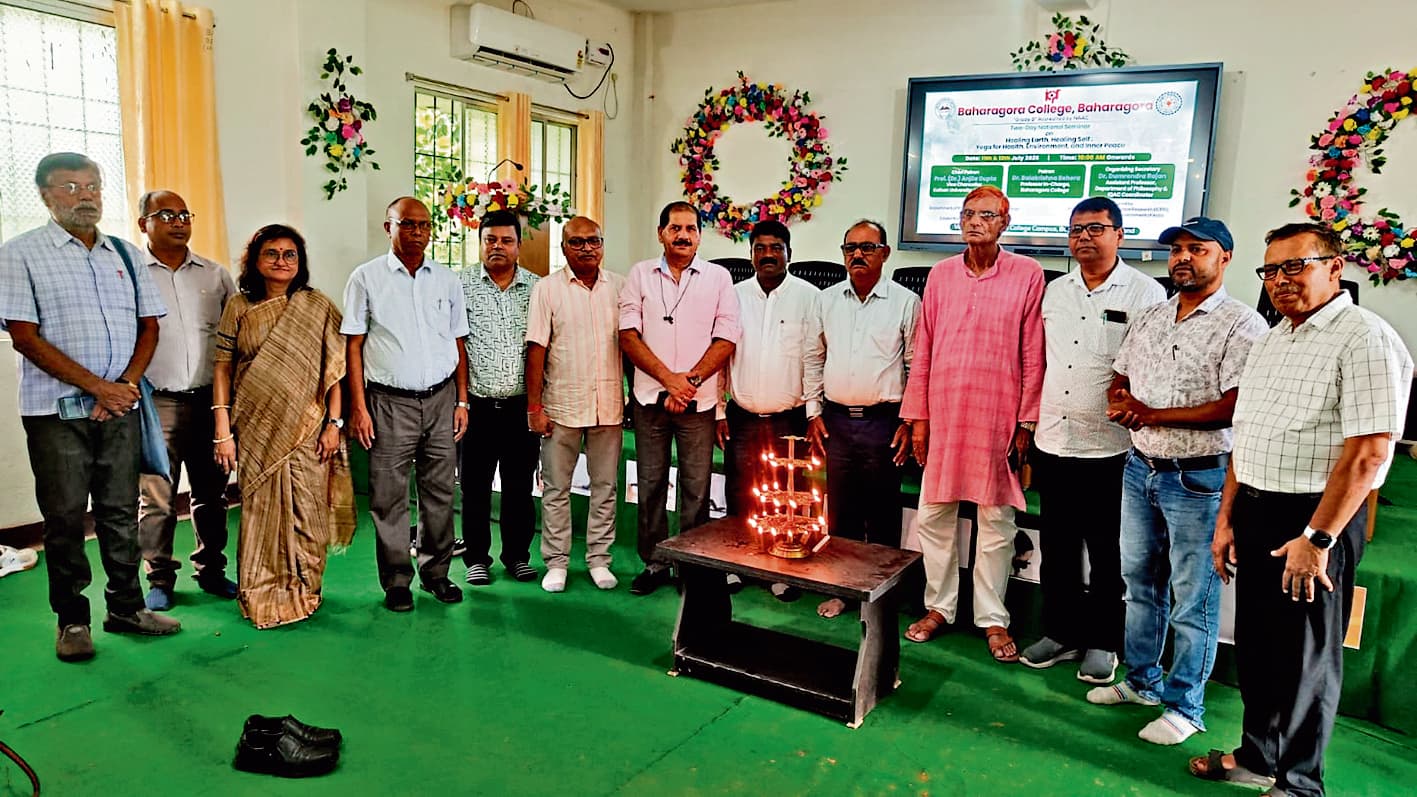 East Singhbhum News : बहरागोड़ा कॉलेज में ‘हीलिंग अर्थ, हीलिंग सेल्फ’ पर राष्ट्रीय संगोष्ठी आयोजित