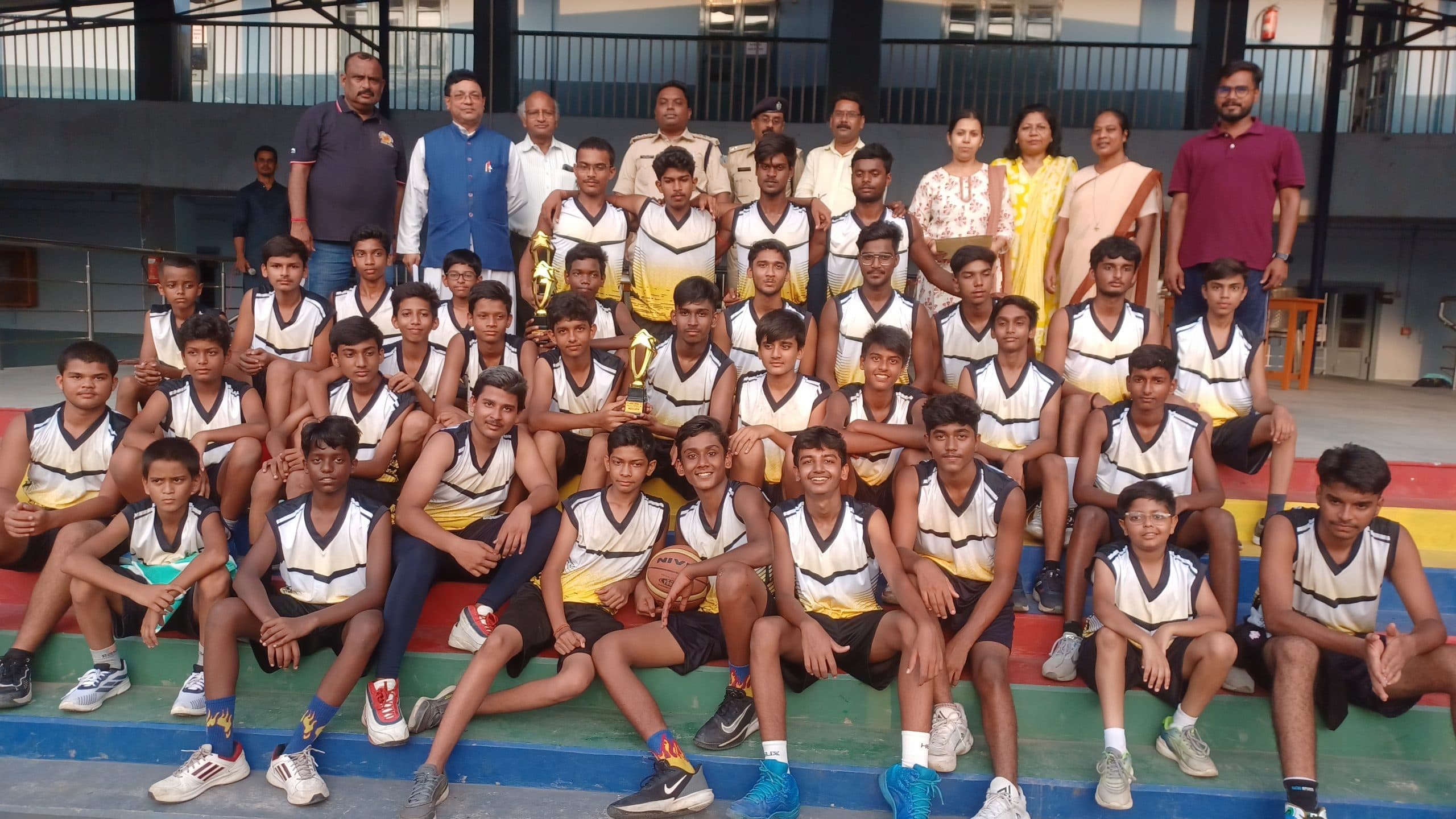 Dhanbad News: बास्केटबॉल टूर्नामेंट में डी-नोबिली कोड़ाडीह चैंपियन