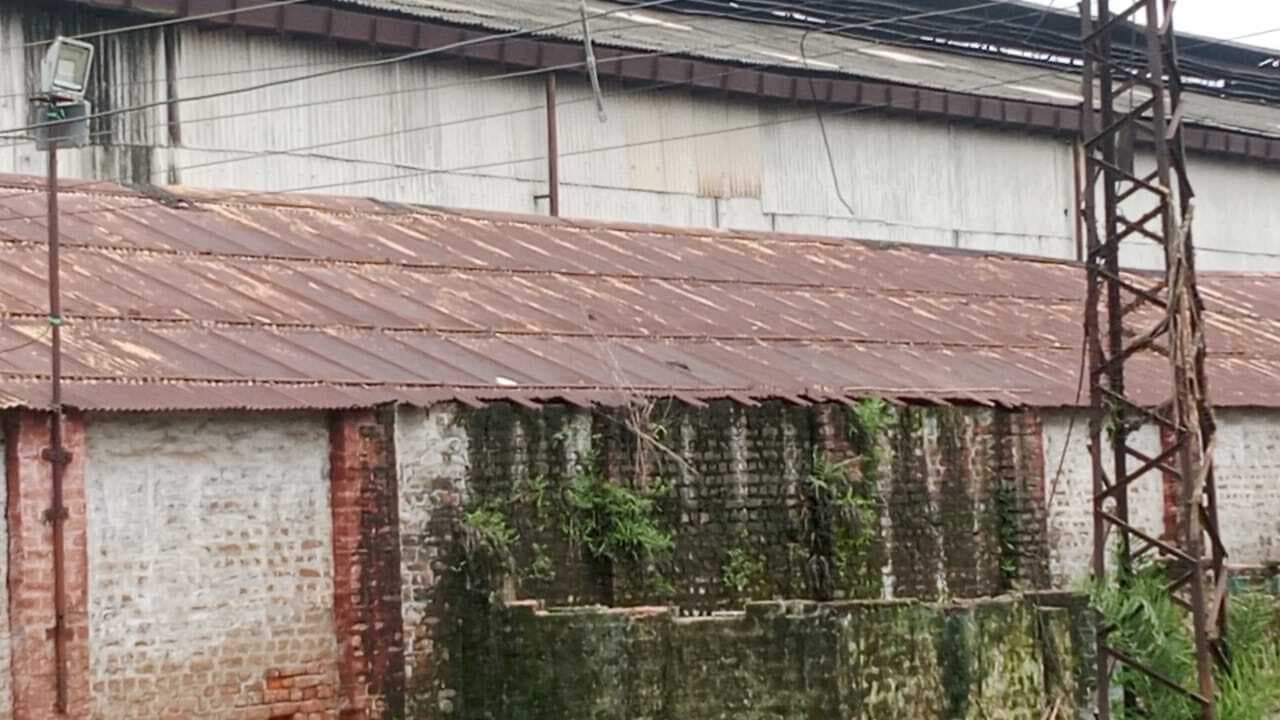 Dhanbad News: फैक्ट्री के स्टोर से लाखों के तांबा-पीतल चोरी