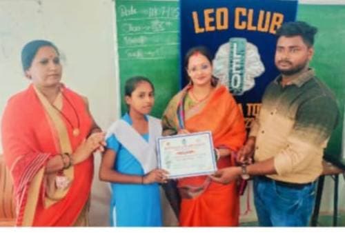 Saran News : मेहंदी प्रतियोगिता में प्रीति, सियाना व जीनत को मिला प्रथम, द्वितीय व तृतीय स्थान