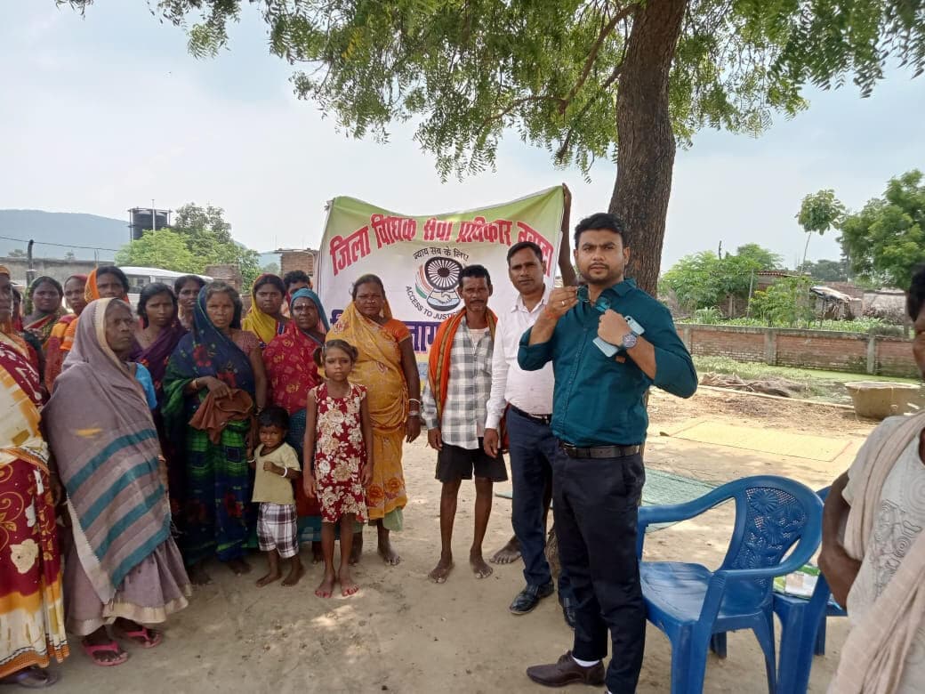 गरीबी उन्मूलन के लिए बनाये गये कानूनों की दी गयी जानकारी