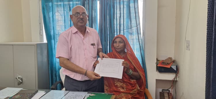 निर्विरोध पंच चुनी गयीं दुखनी खातून