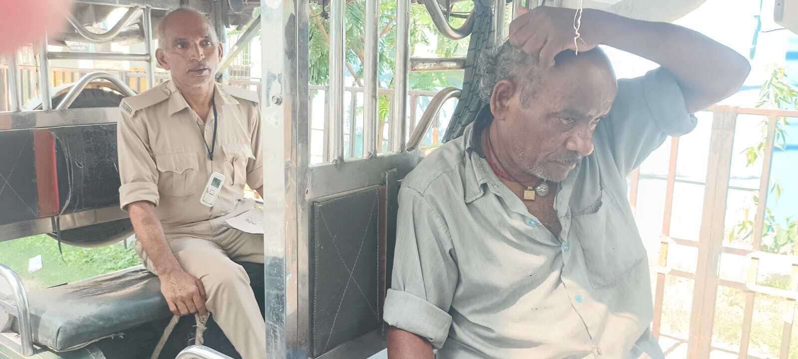 लापरवाही : मेडिकल जांच कराने पहुंचा अभियुक्त हथकड़ी से हाथ निकाल हुआ फरार