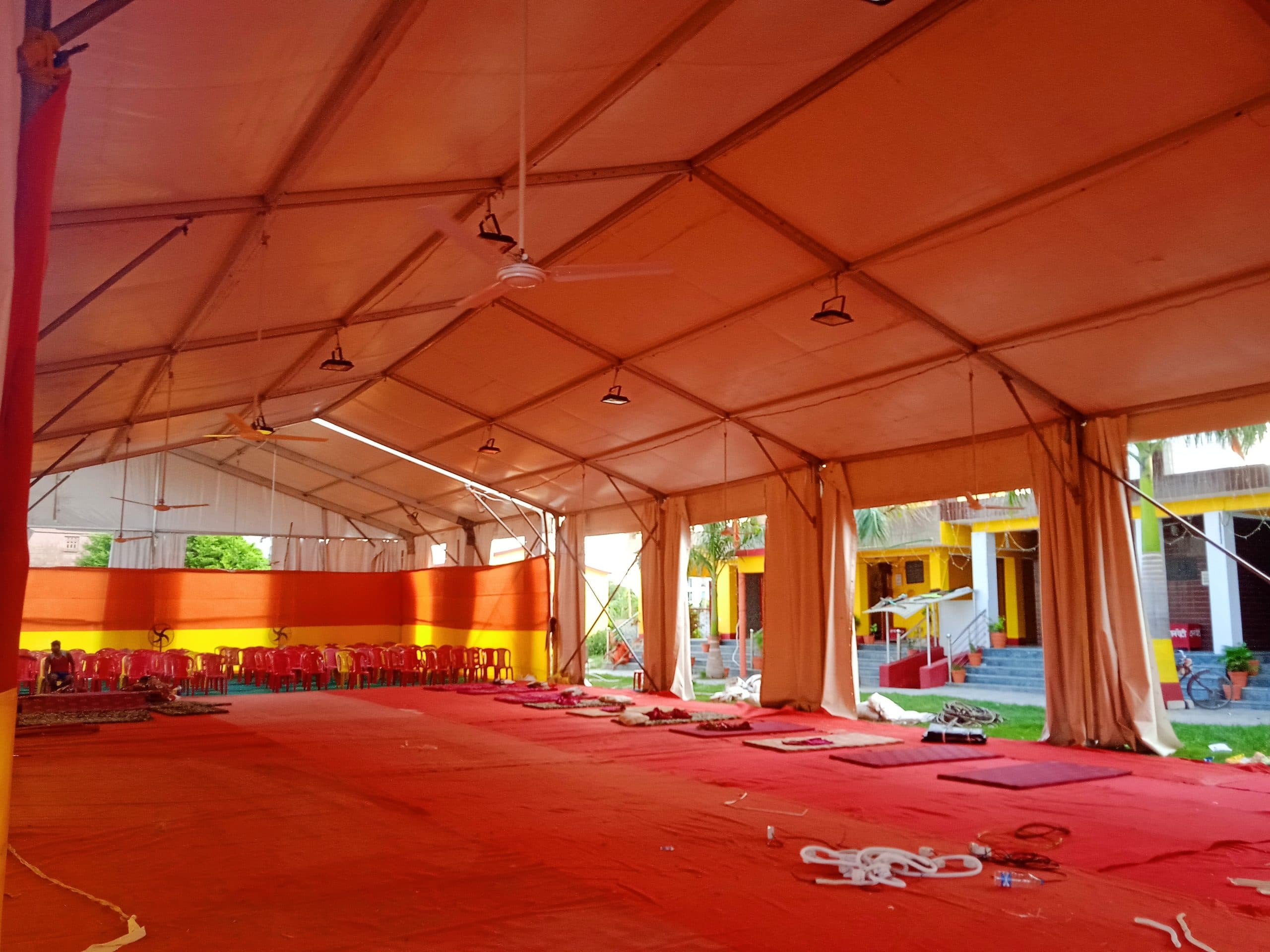 hajipur news. कांवरियों के लिए बिठौली में पर्यटन विभाग ने लगाया शिविर