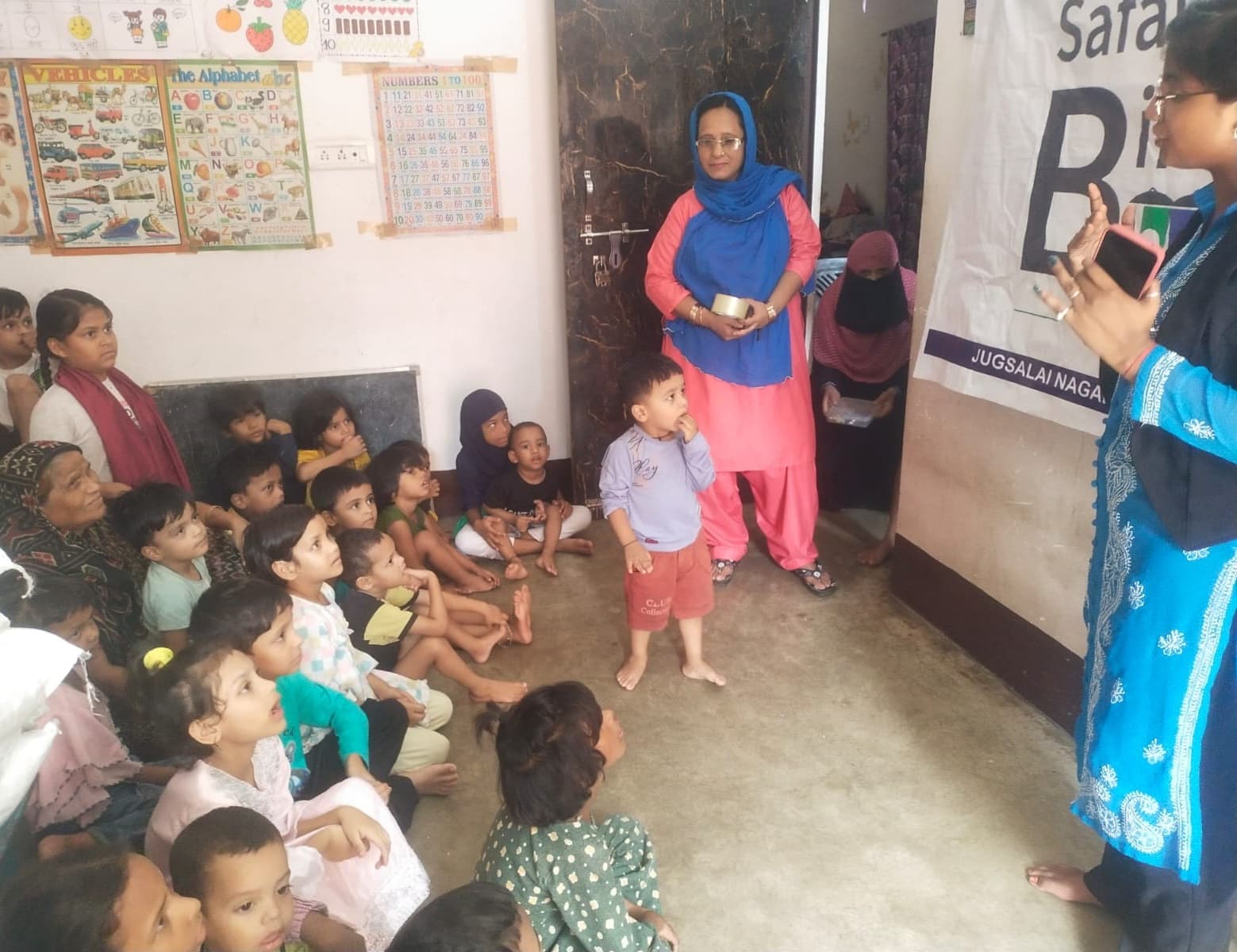 Jamshedpur news. जुगसलाई में चलाया गया ‘सफाई अपनाओ, बीमारी भगाओ’ अभियान, स्कूली बच्चों को किया गया जागरूक