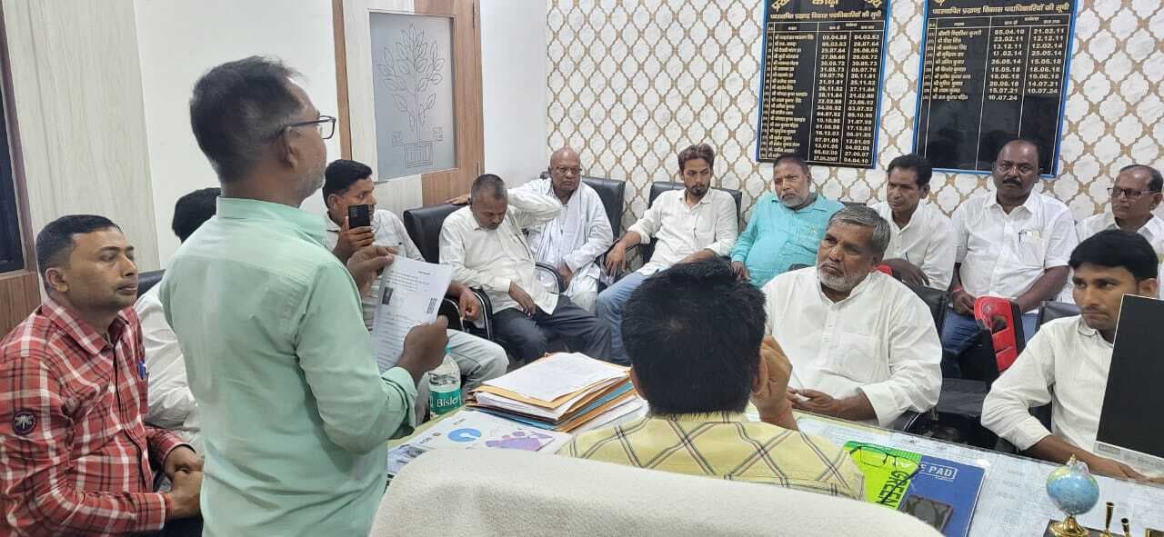 बीएलओ घर-घर जाकर मतदाताओं का करें सत्यापन