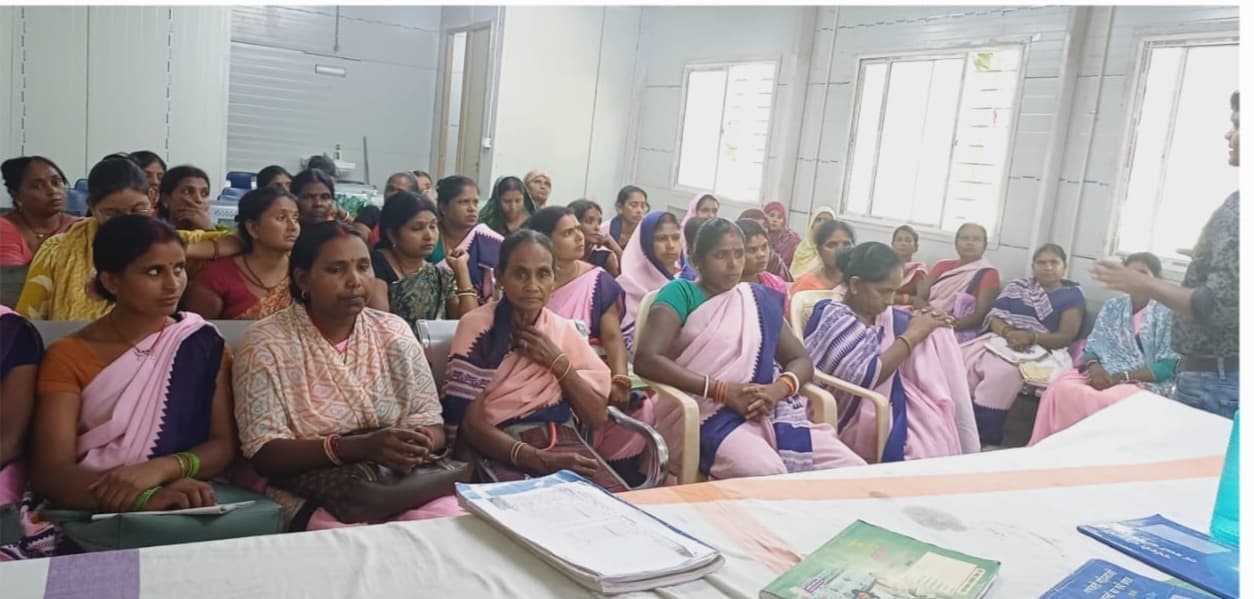 डायरिया अभियान को लेकर आशा को दिया प्रशिक्षण