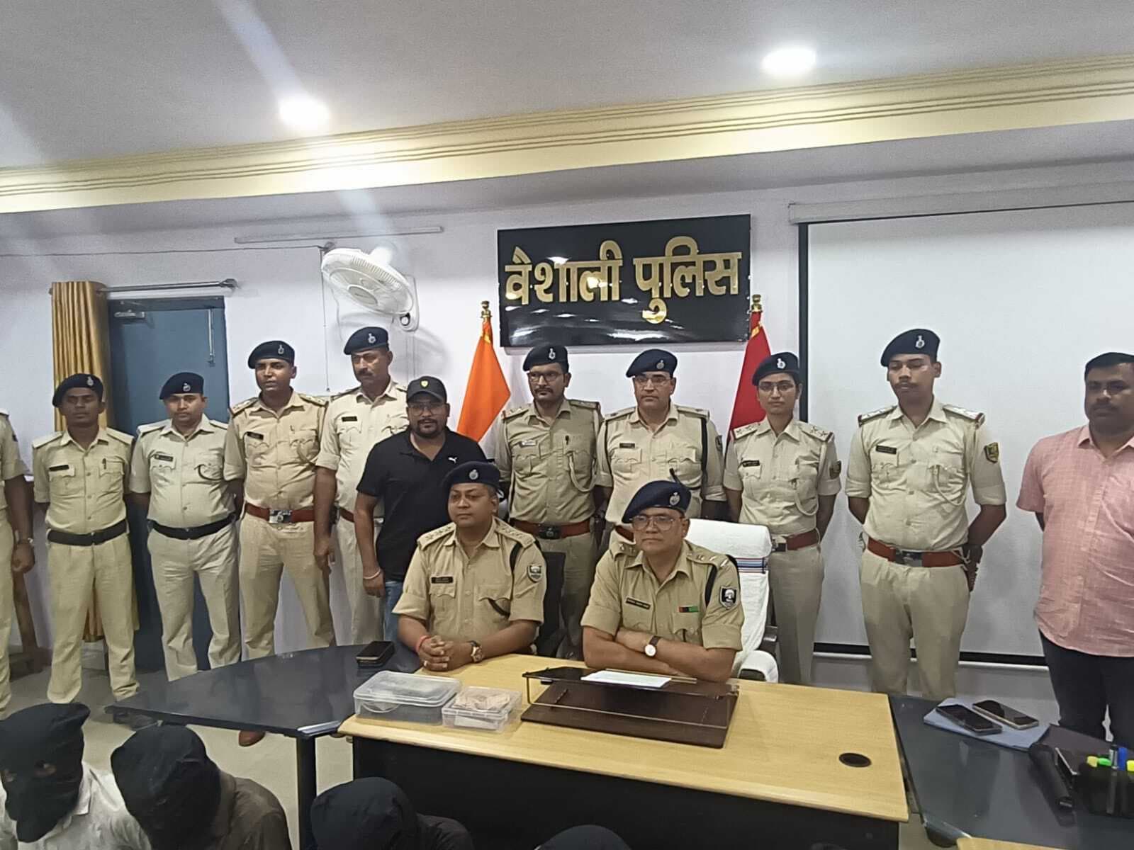 hajipur news. बाइक लूट गिरोह के पांच सदस्य गिरफ्तार, भेजा गया जेल