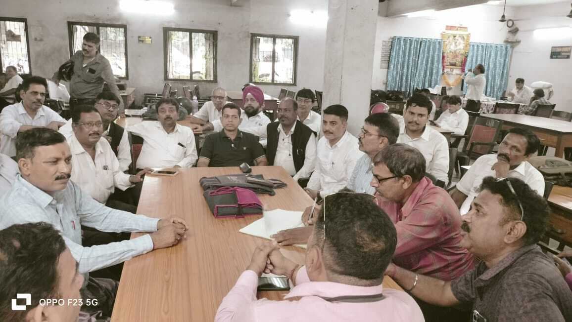 Jamshedpur news. लॉयर्स डिफेंस की आम सभा में उठे कई मुद्दे