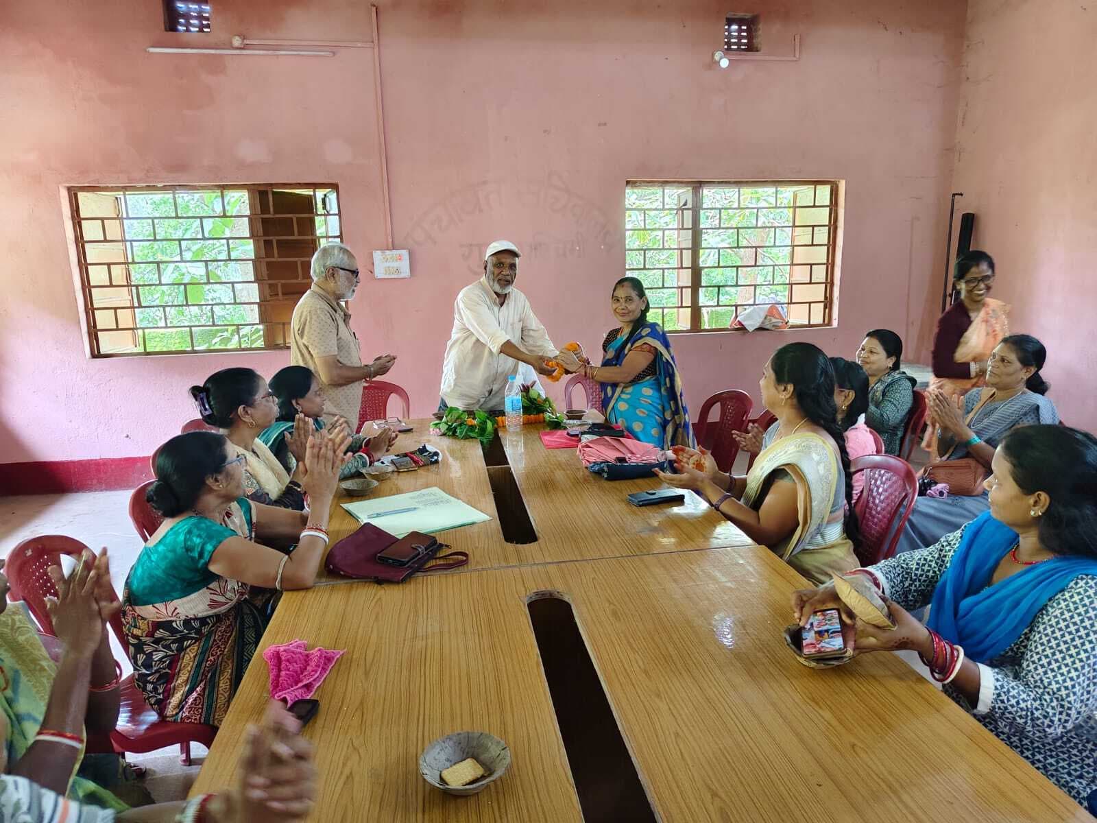 Chaibasa News : गीता बनी झारखंड श्रमिक संघ महिला मोर्चा की अध्यक्ष