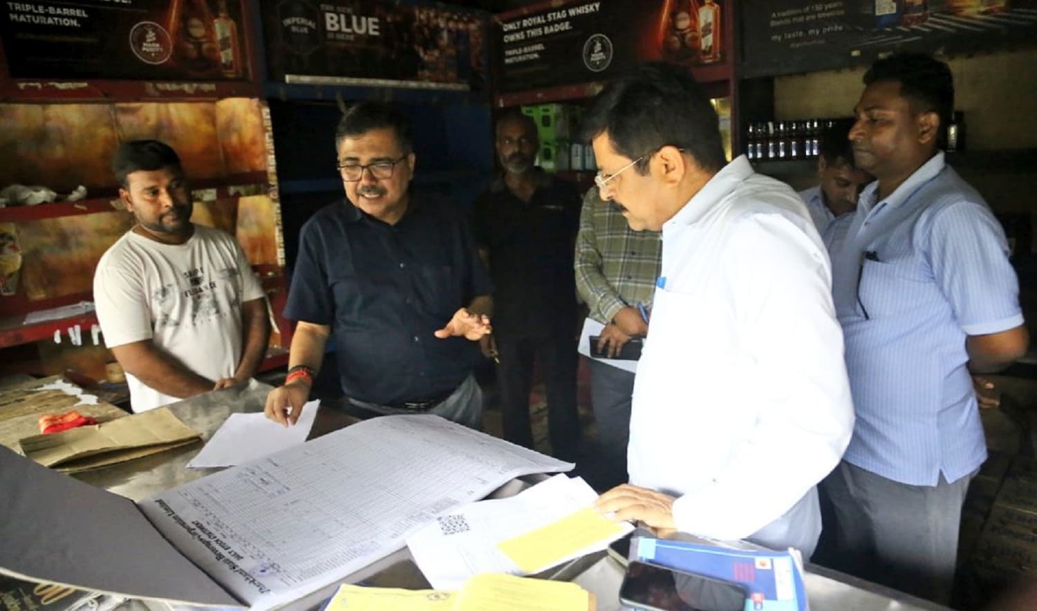 Bokaro News : शराब दुकानों के संचालन में पारदर्शिता व जवाबदेही जरूरी : उपायुक्त