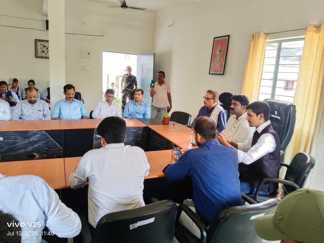 East Singhbhum News : ''स्वास्थ्य और पर्यावरण एक-दूसरे के पूरक''