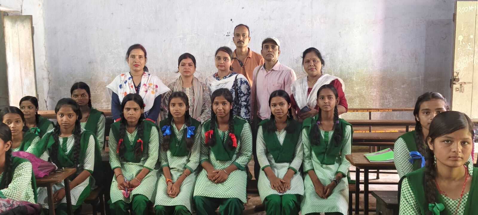 Dhanbad News: छात्राओं को मिली मौलिक अधिकारों की जानकारी