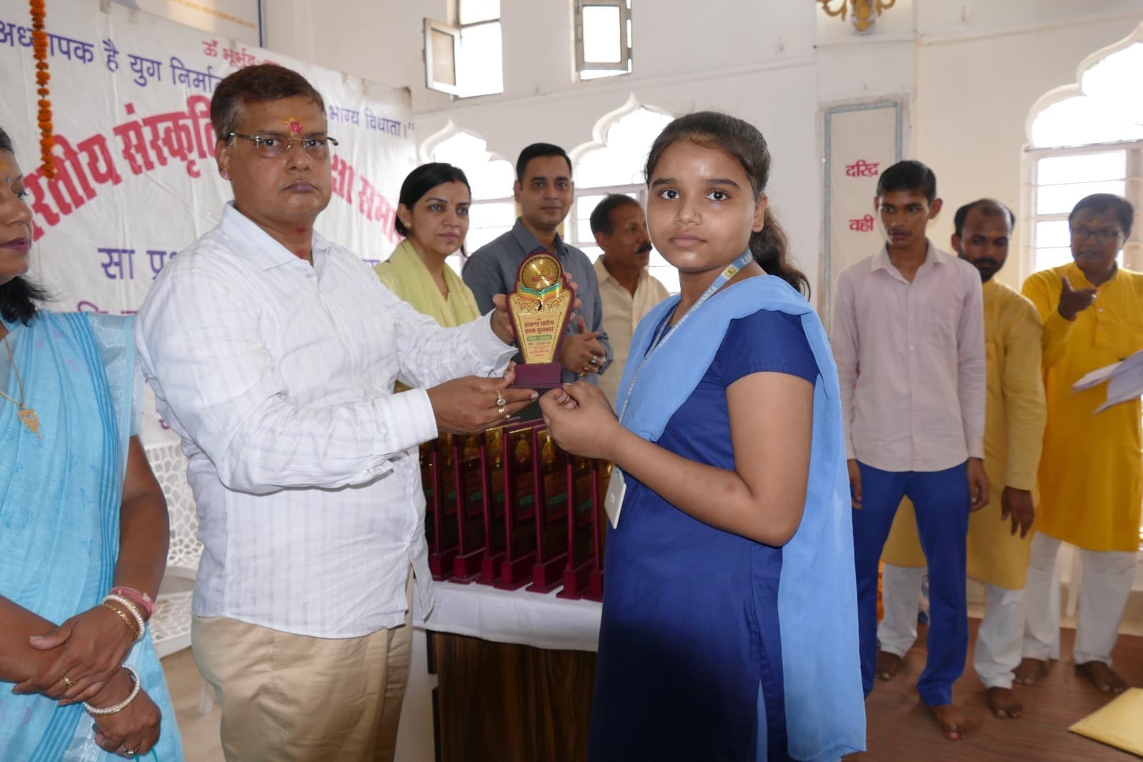 पर्यावरण के असंतुलन व मनुष्य के बीमार होने का मूल कारण है मानसिक प्रदूषण