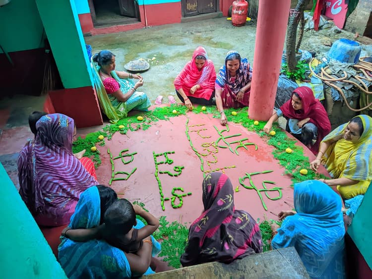 स्वच्छता को लेकर सखी दीदियां चला रहीं है जागरुकता अभियान