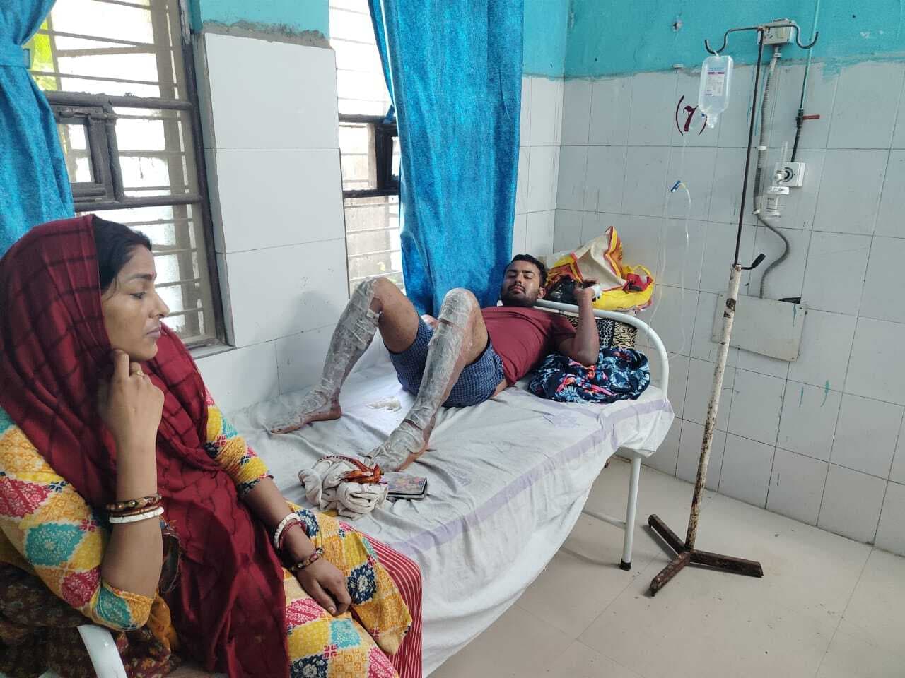 hajipur news. गैस का पाइप फटने से दुकानदार समेत दो लोग जख्मी