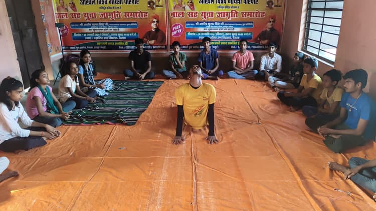 स्वस्थ रहने के लिए नियमित योग प्राणायाम करने की जरूरत