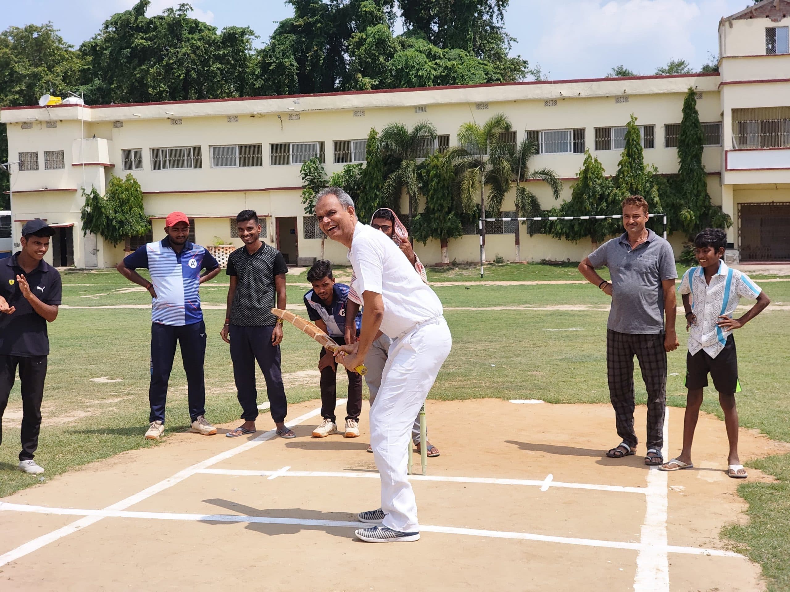 घोसैठ प्रीमियर लीग का उद्घाटन