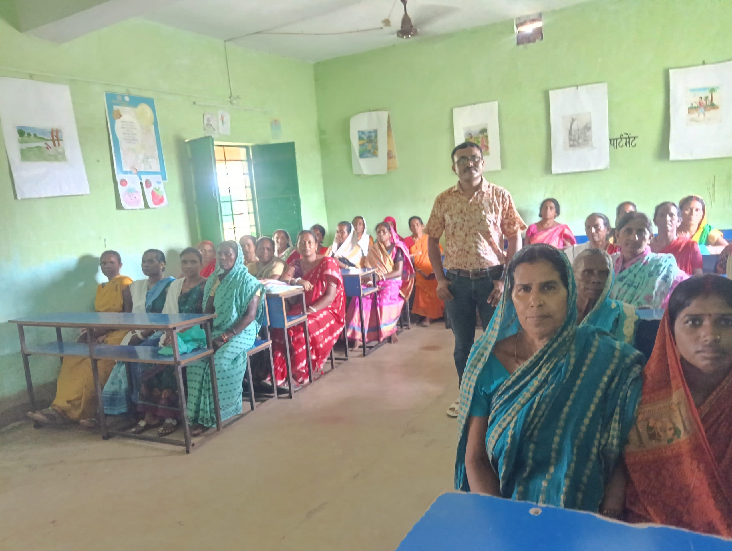 एमडीएम संचालन, स्वच्छता व सुरक्षा का दिया गया प्रशिक्षण