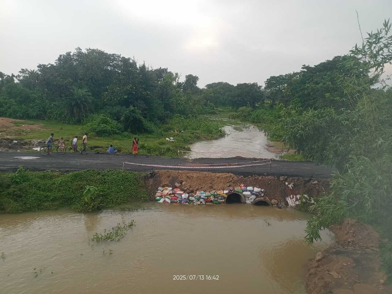 इसमल्ला-सादीपुर के बीच डायवर्सन बना, परिचालन शुरू होने से मिली राहत