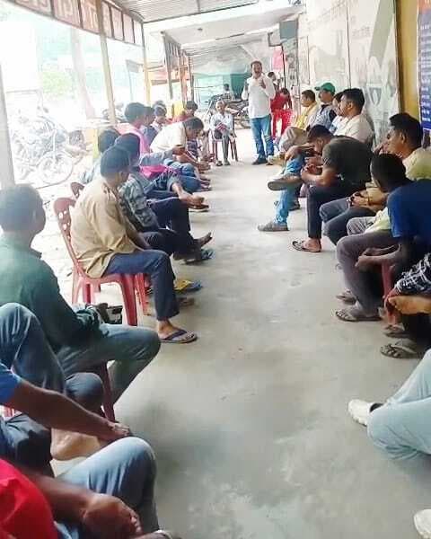 हटिया विस्थापित परिवार समिति ने निर्माण कार्य के विरोध का लिया निर्णय