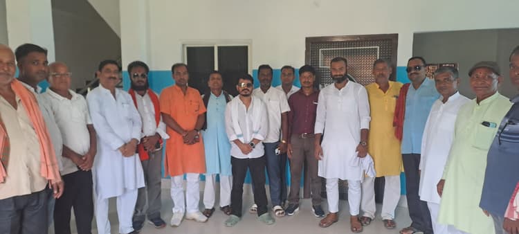 मेडिकल कॉलेज निर्माण की मांग को लेकर बैठक