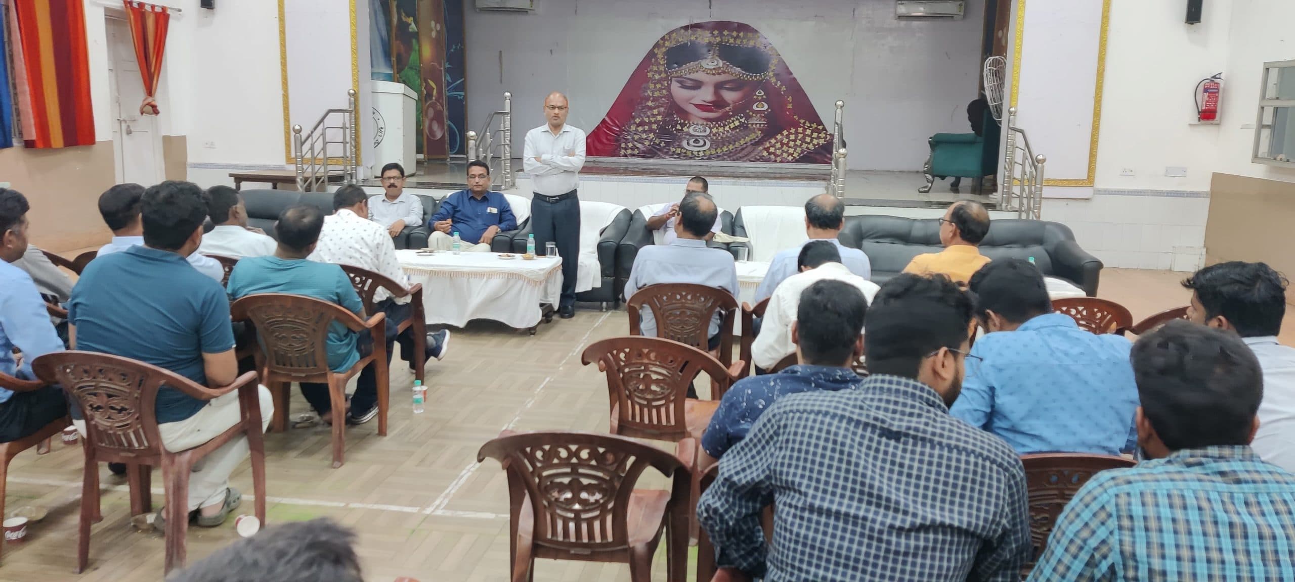 Bokaro News : माइंस अधिकारियों पर केस किये जाने की निंदा